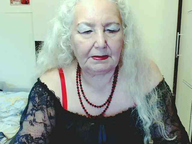 Model: GrannyWants