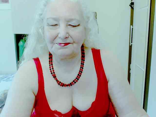 GrannyWants webcam