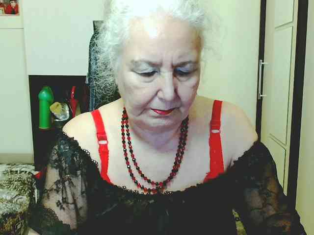 Model: GrannyWants