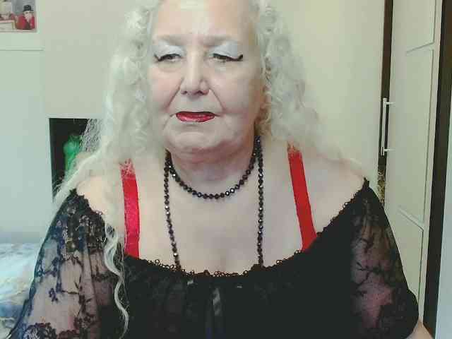 Model: GrannyWants