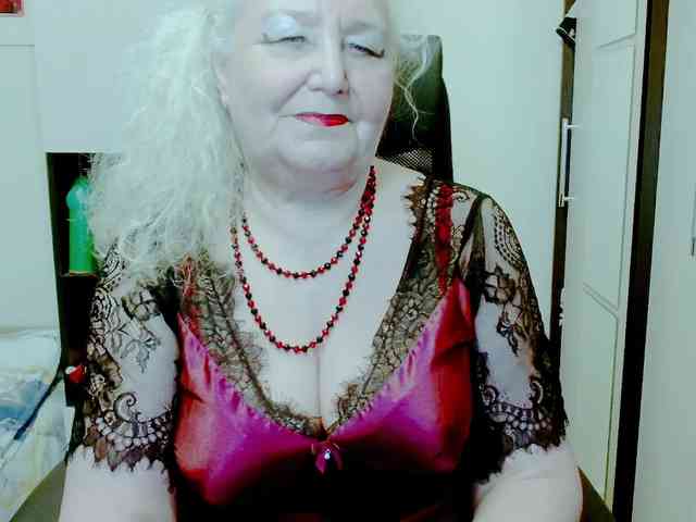 GrannyWants webcam