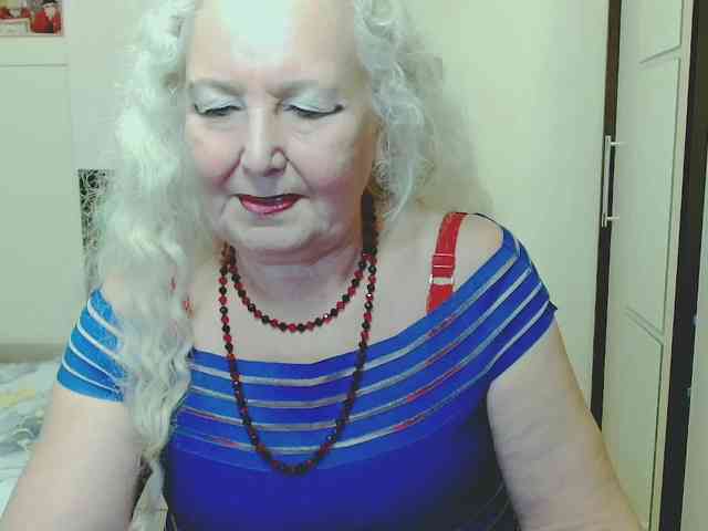 Model: GrannyWants