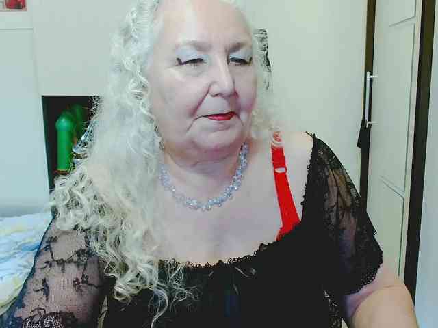 Model: GrannyWants