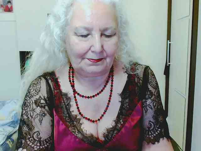 GrannyWants webcam
