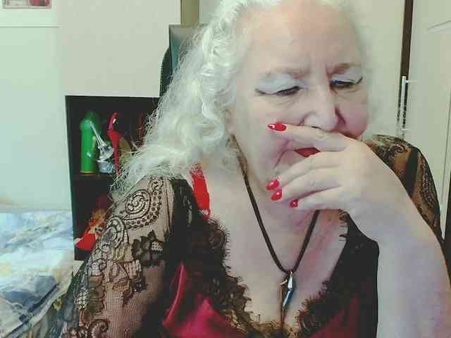 Model: GrannyWants
