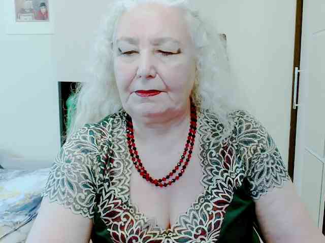 Model: GrannyWants