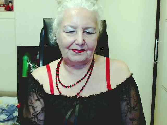 Model: GrannyWants