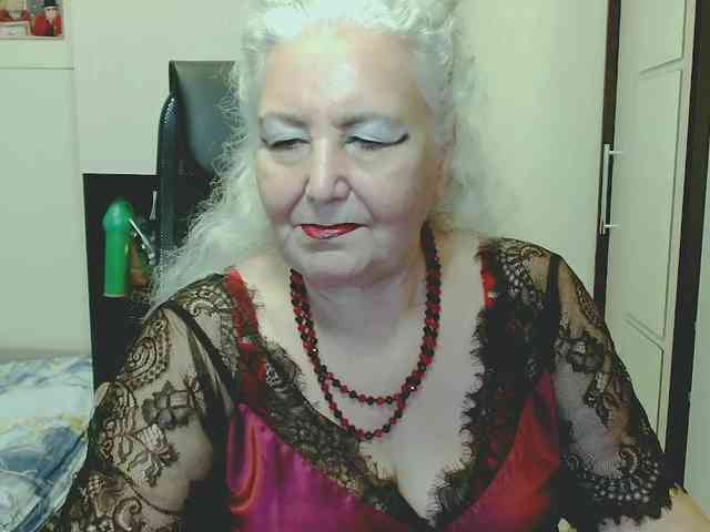 Model: GrannyWants