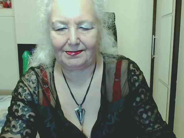 GrannyWants webcam