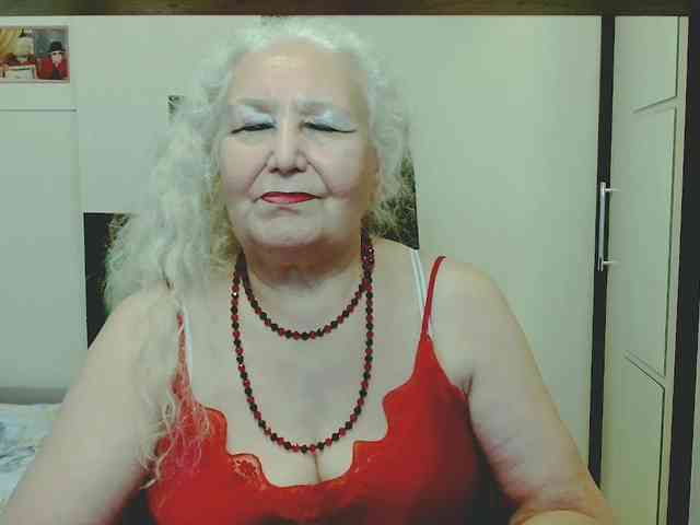GrannyWants webcam