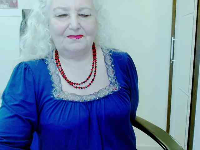 Model: GrannyWants