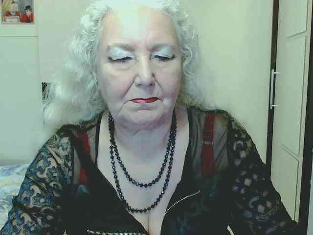 Model: GrannyWants
