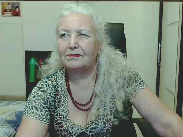 GrannyWants webcam
