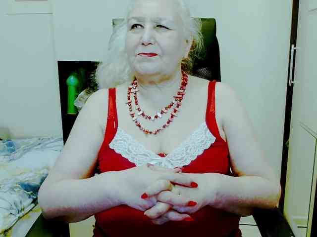 Model: GrannyWants