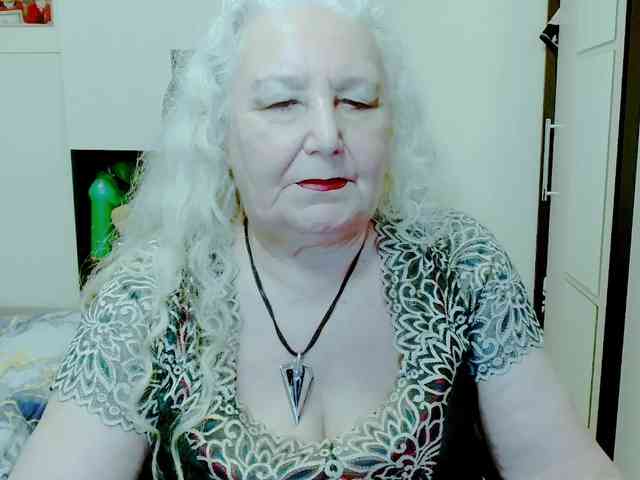 GrannyWants webcam