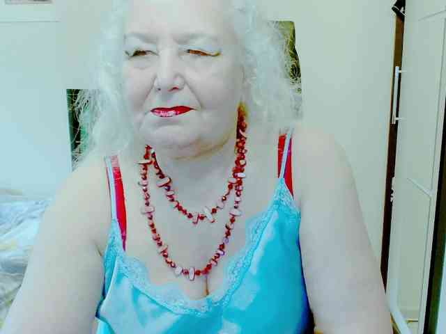 Model: GrannyWants