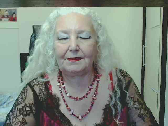 GrannyWants webcam