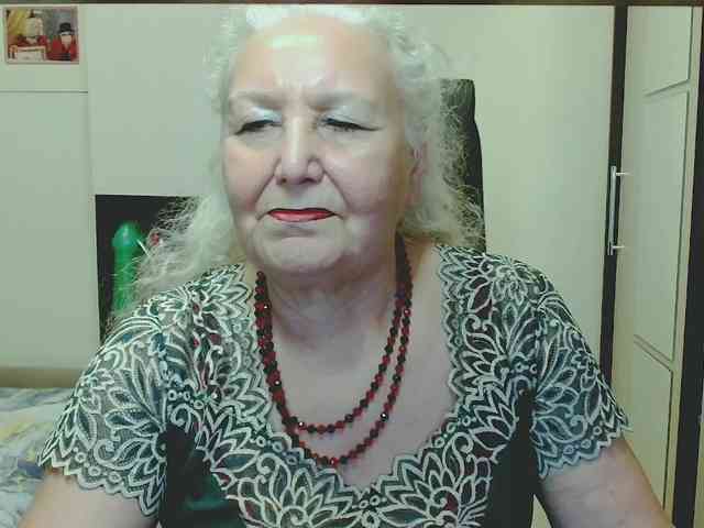 Model: GrannyWants