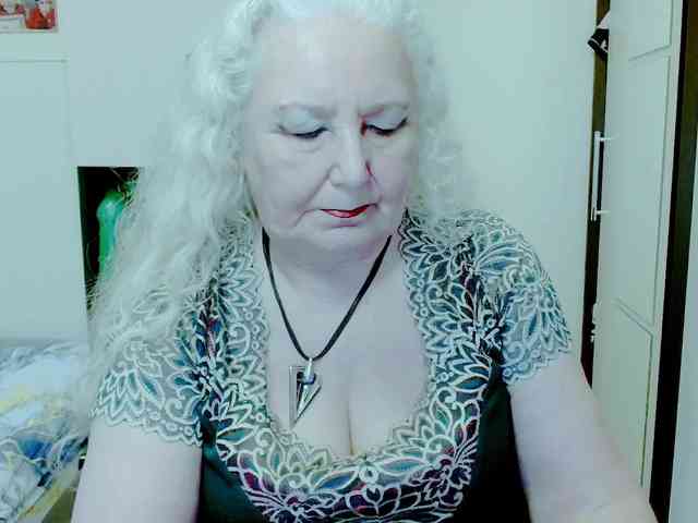 GrannyWants webcam