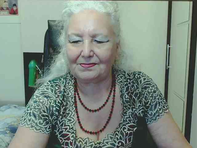 GrannyWants webcam