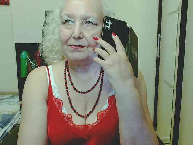 GrannyWants webcam