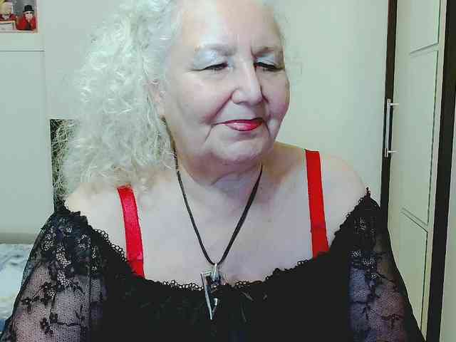 Model: GrannyWants