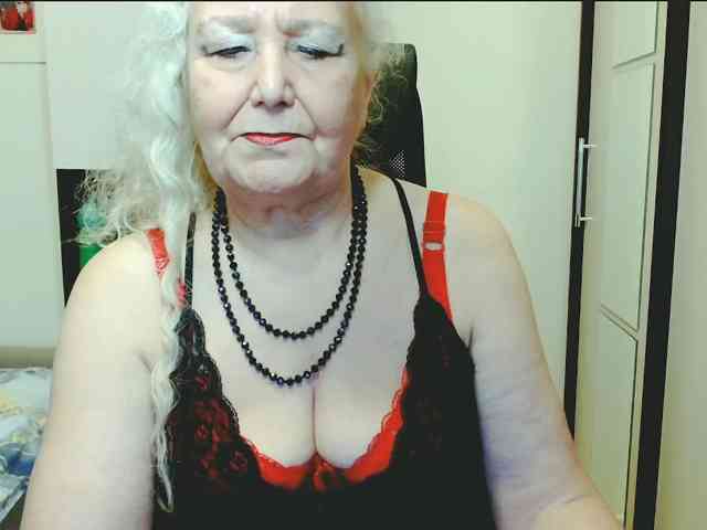 Model: GrannyWants