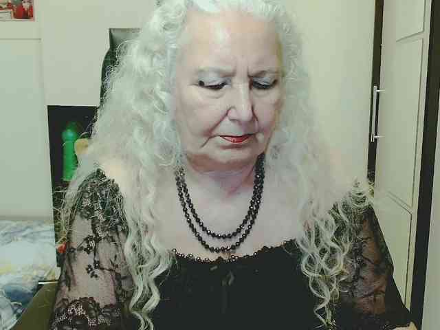 Model: GrannyWants