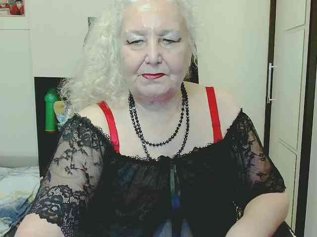 Model: GrannyWants