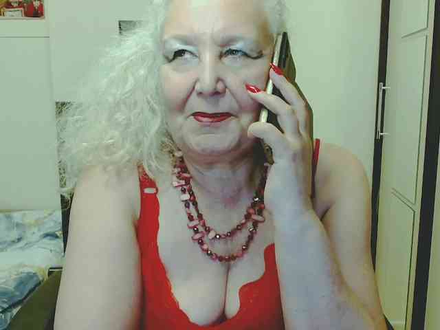 GrannyWants webcam