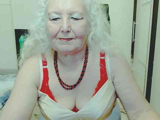 Model: GrannyWants