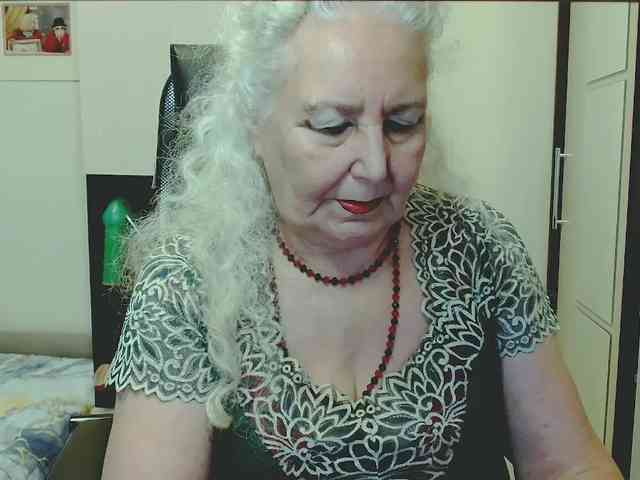 GrannyWants webcam