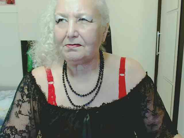 Model: GrannyWants