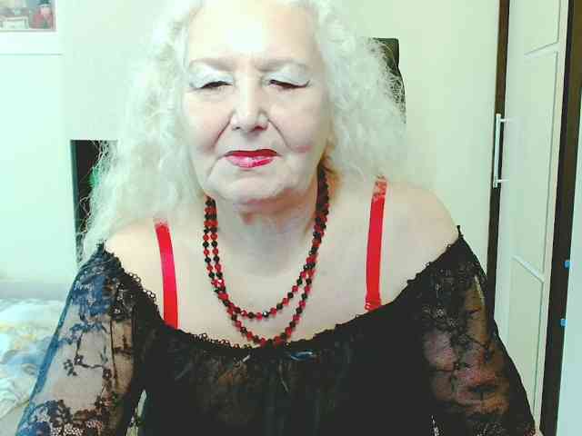 Model: GrannyWants