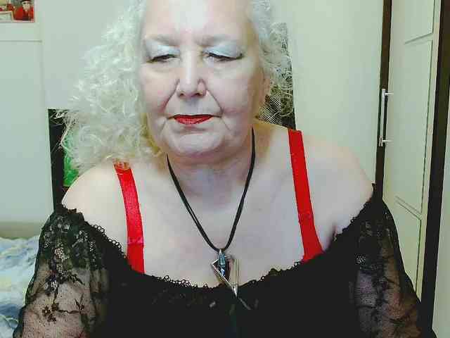Model: GrannyWants
