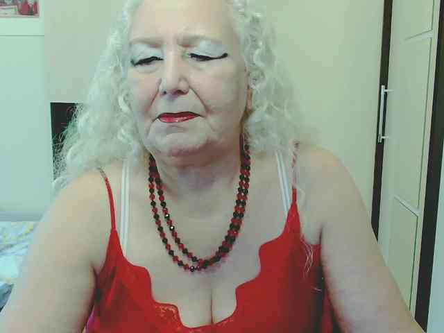 GrannyWants webcam