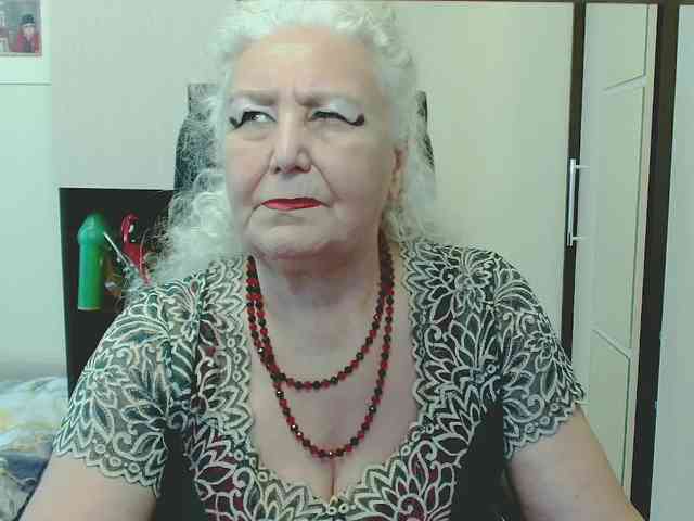GrannyWants webcam