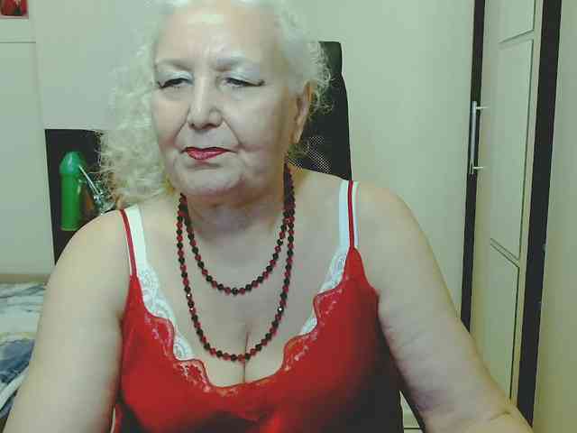 Model: GrannyWants