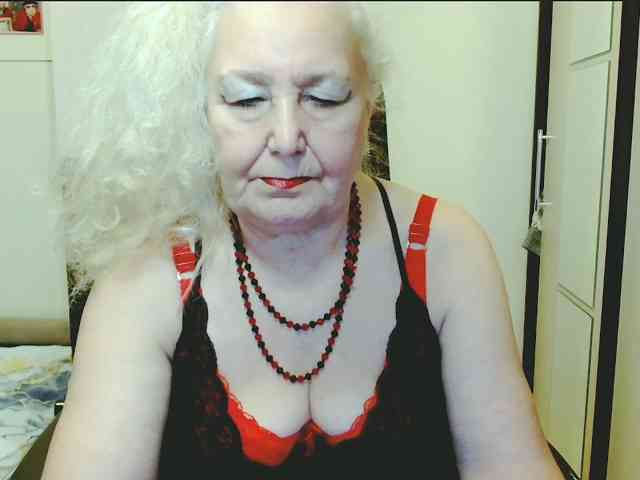 Model: GrannyWants