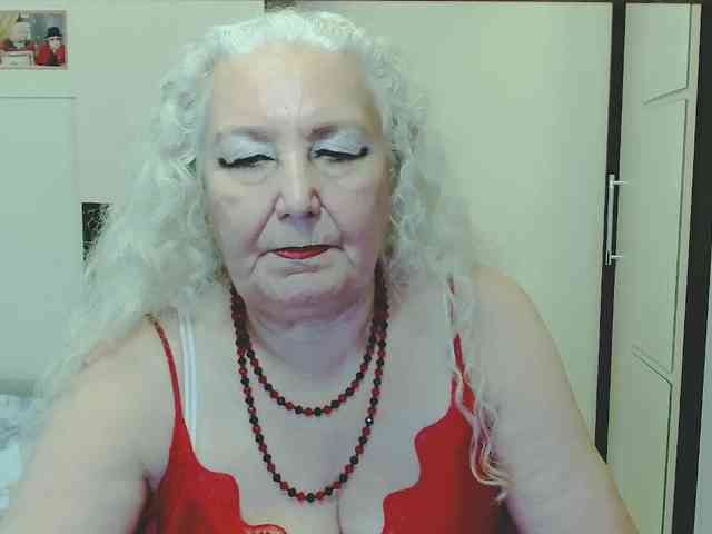 Model: GrannyWants