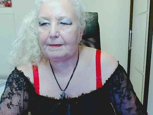 Model: GrannyWants