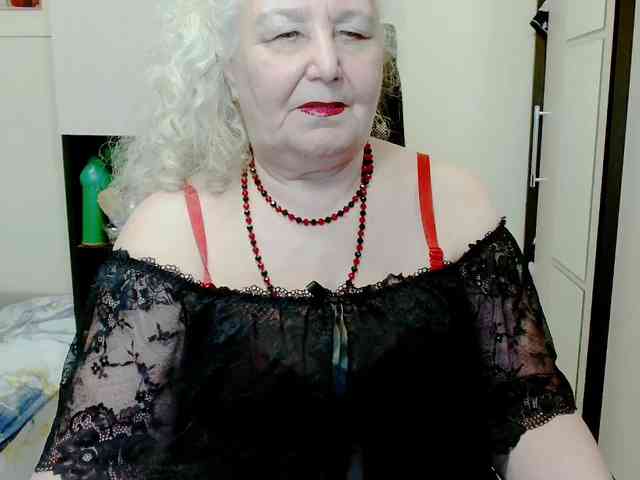 GrannyWants webcam