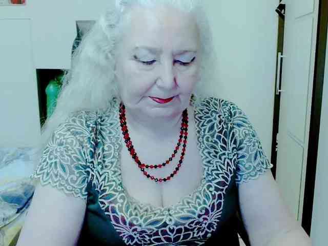 GrannyWants webcam