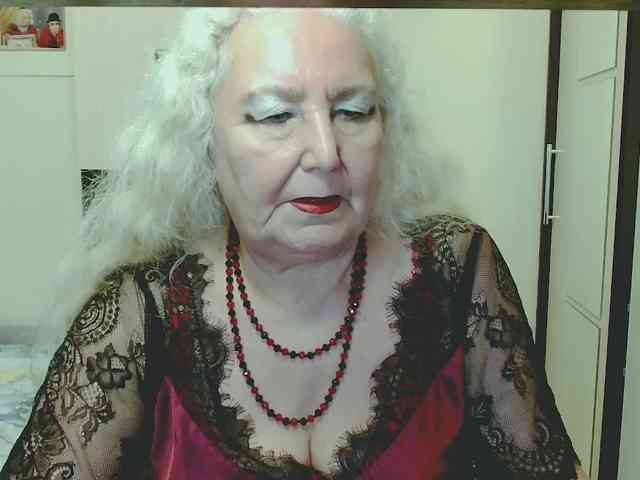 Model: GrannyWants