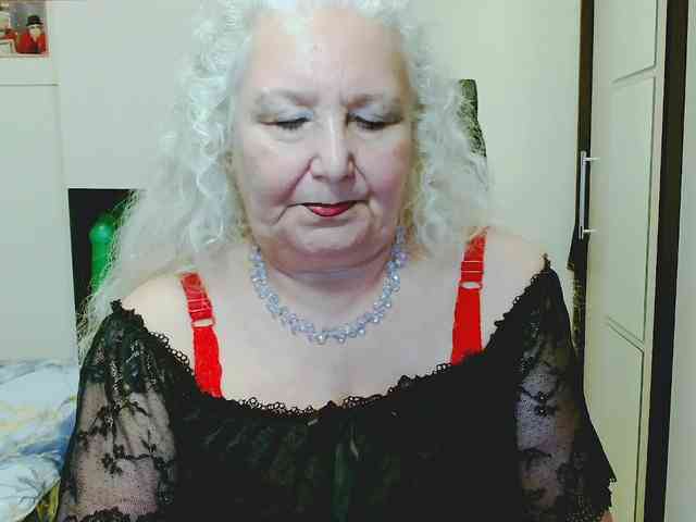 Model: GrannyWants