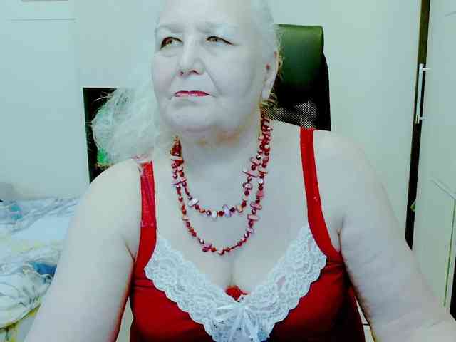 Model: GrannyWants