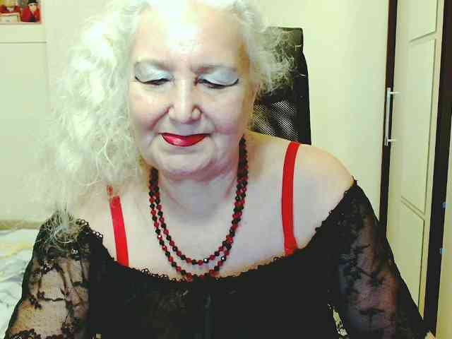 Model: GrannyWants