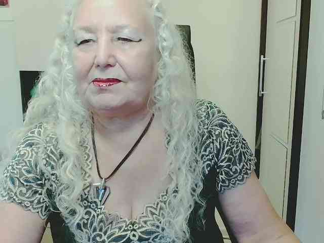 GrannyWants webcam