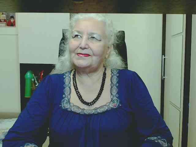 Model: GrannyWants
