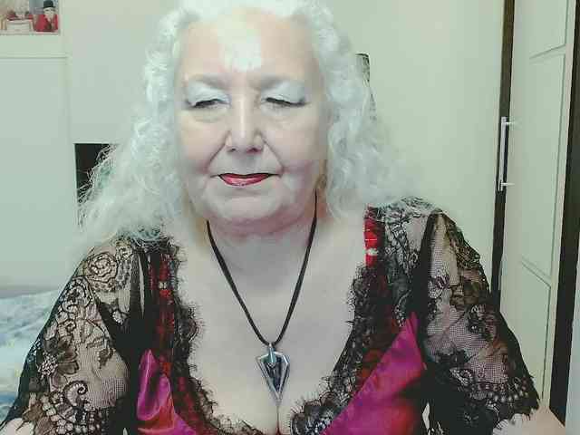 Model: GrannyWants